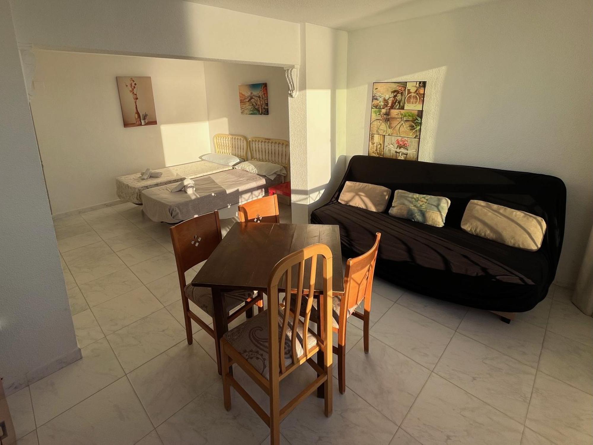 Gestion Inmobiliaria Carmona Rent Appartamento